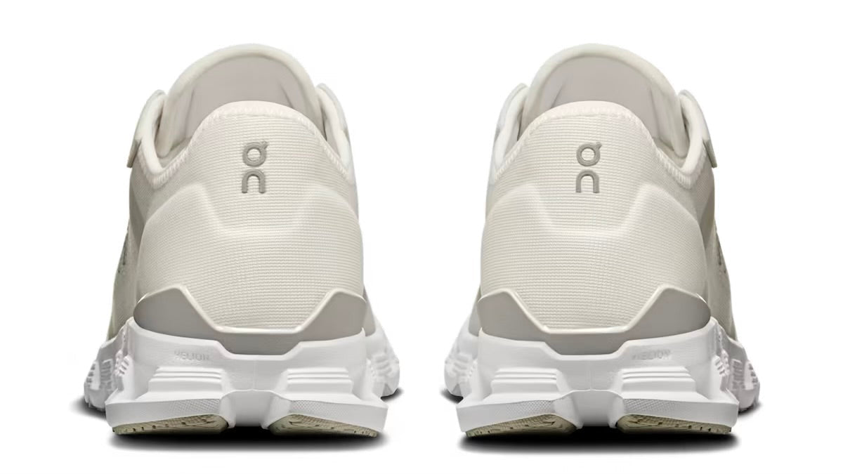 On Running Cloud X 4 AD White Wolf