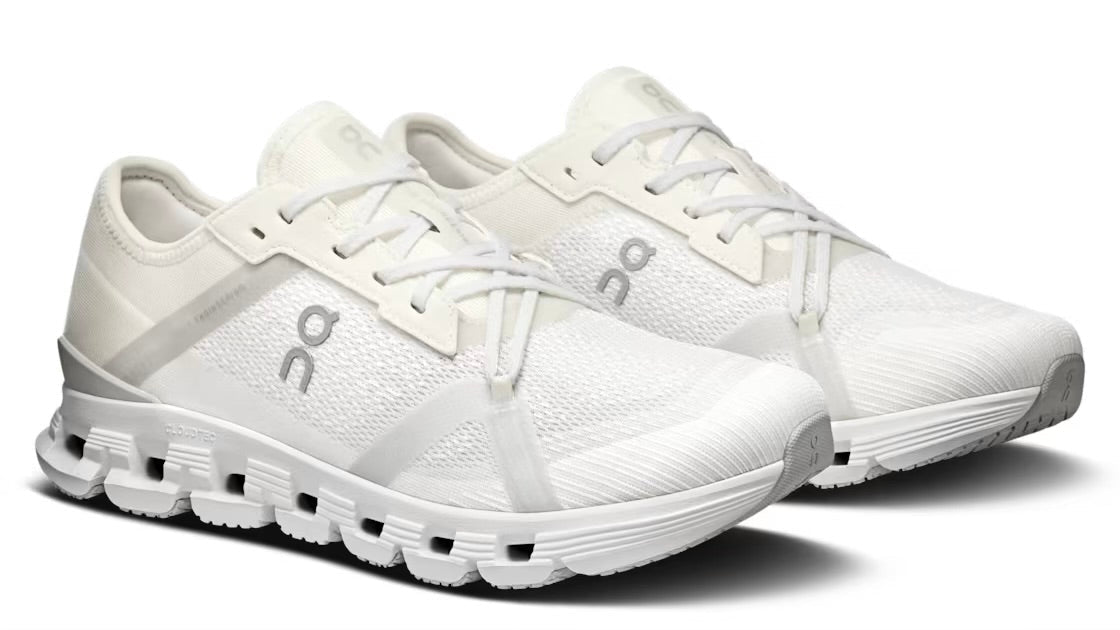 On Running Cloud X 4 AD White Wolf