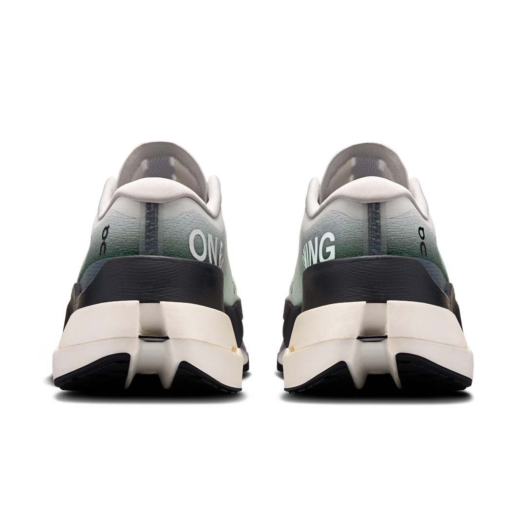 On Running Cloudboom Max White Black