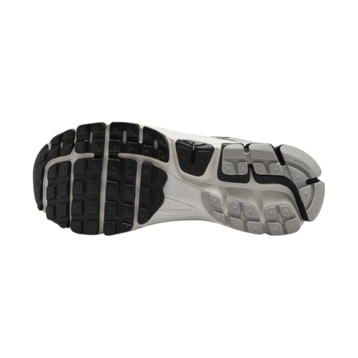 Nike Zoom Vomero 5 – Photon Dust Black