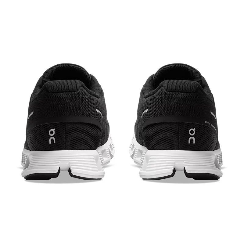 On Running Cloud 6 Black/White