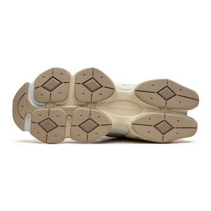 New Balance 9060 – Sea Salt Brown